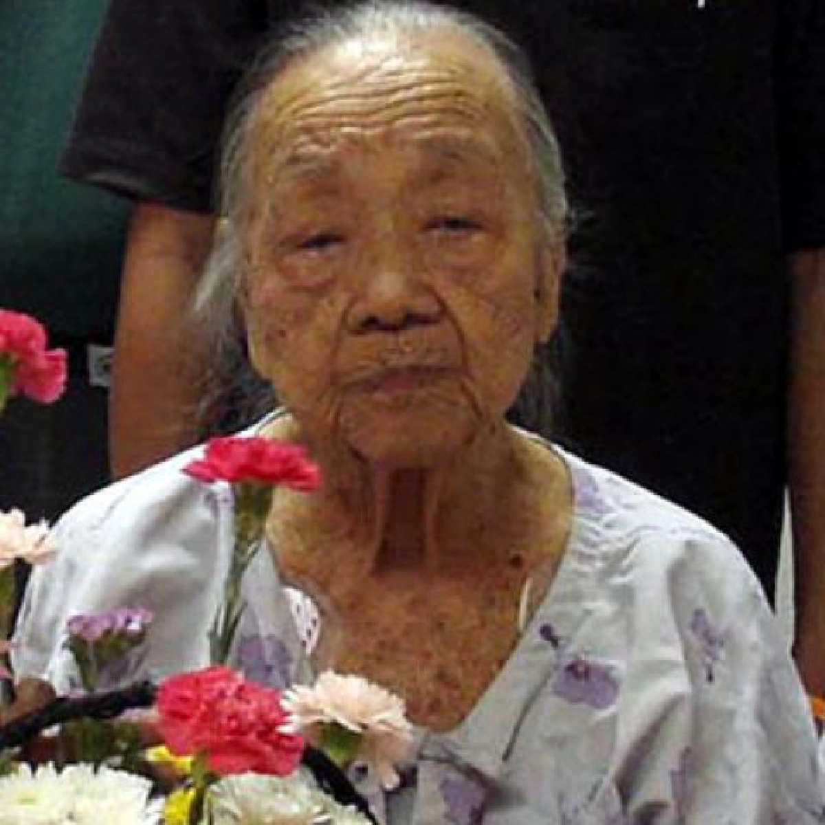 แบบเมรุพิธีพระราชทานเพลิงแม่ถ้วน