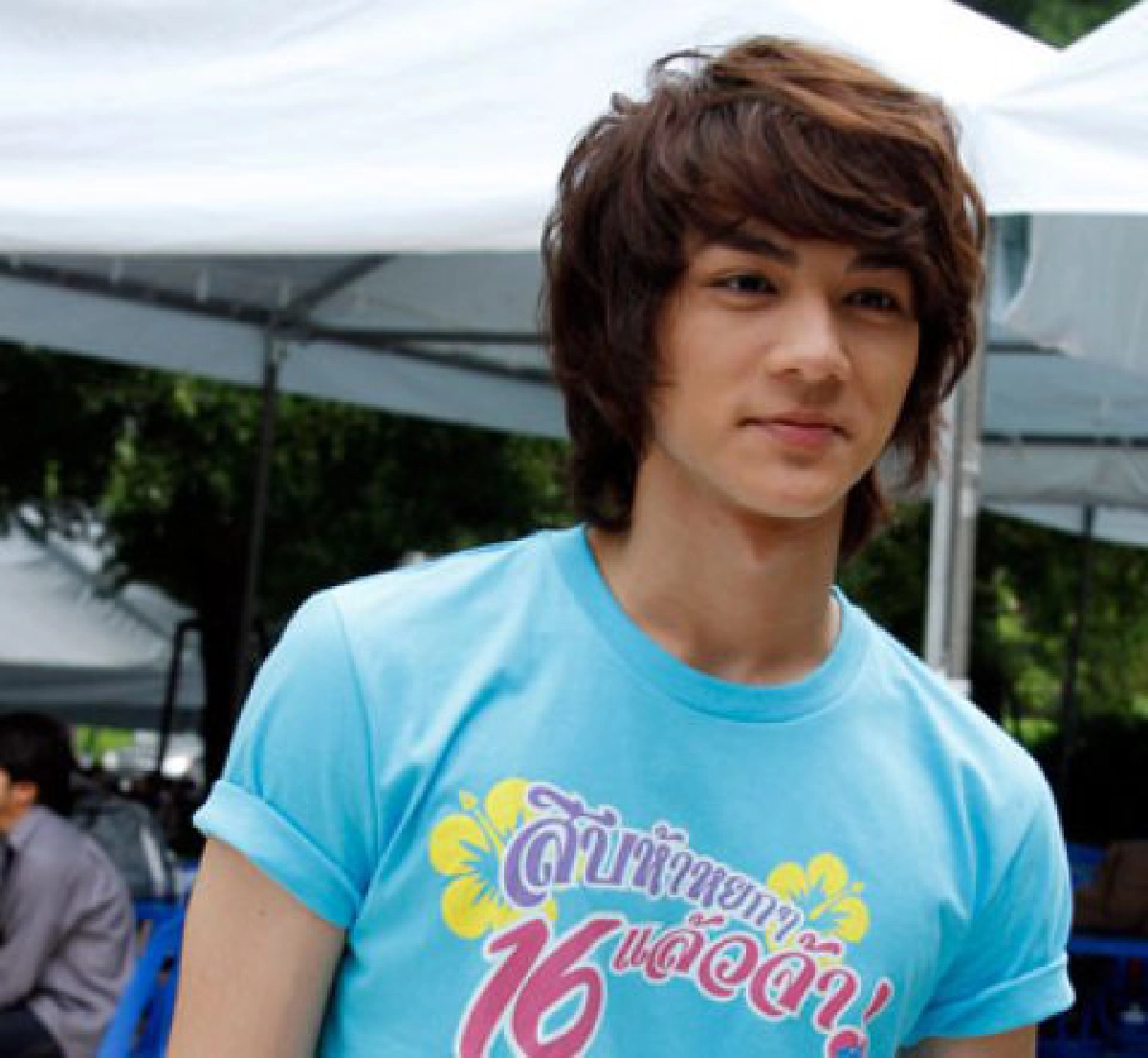 เม้าท์นอกจอ (ศุกร์ที่ 11 มีนาคม 2554)
เม้าท์นอกจอ (ศุกร์ที่ 11 มีนาคม 2554)