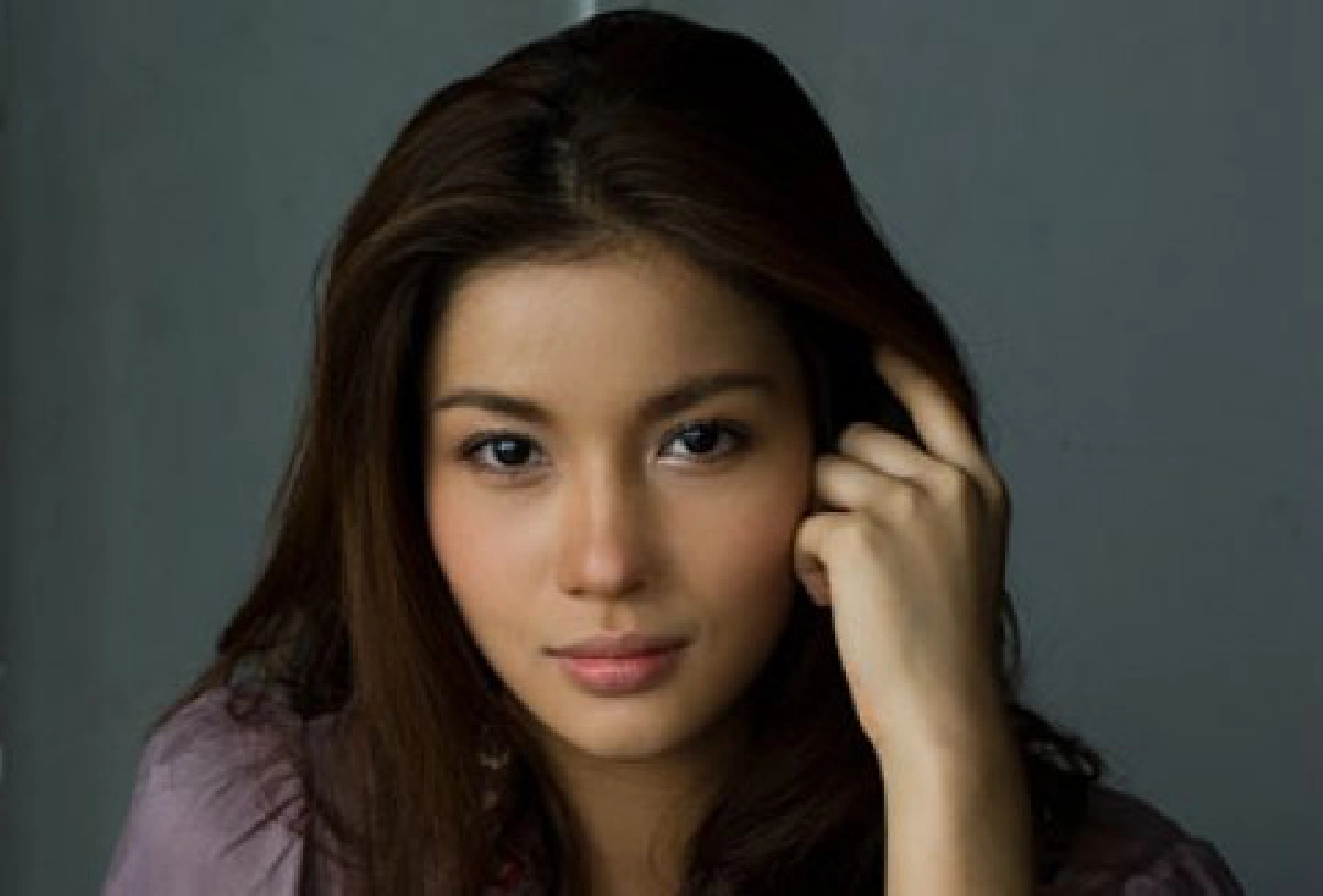 เม้าท์นอกจอ (อังคารที่ 15 มีนาคม 2554)
เม้าท์นอกจอ (อังคารที่ 15 มีนาคม 2554)
