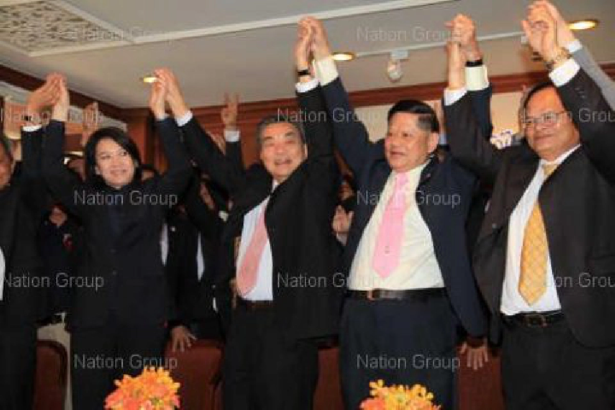 "มาร์ค"ไม่หวั่น"ชทพ.-ภท."แตะมือกัน