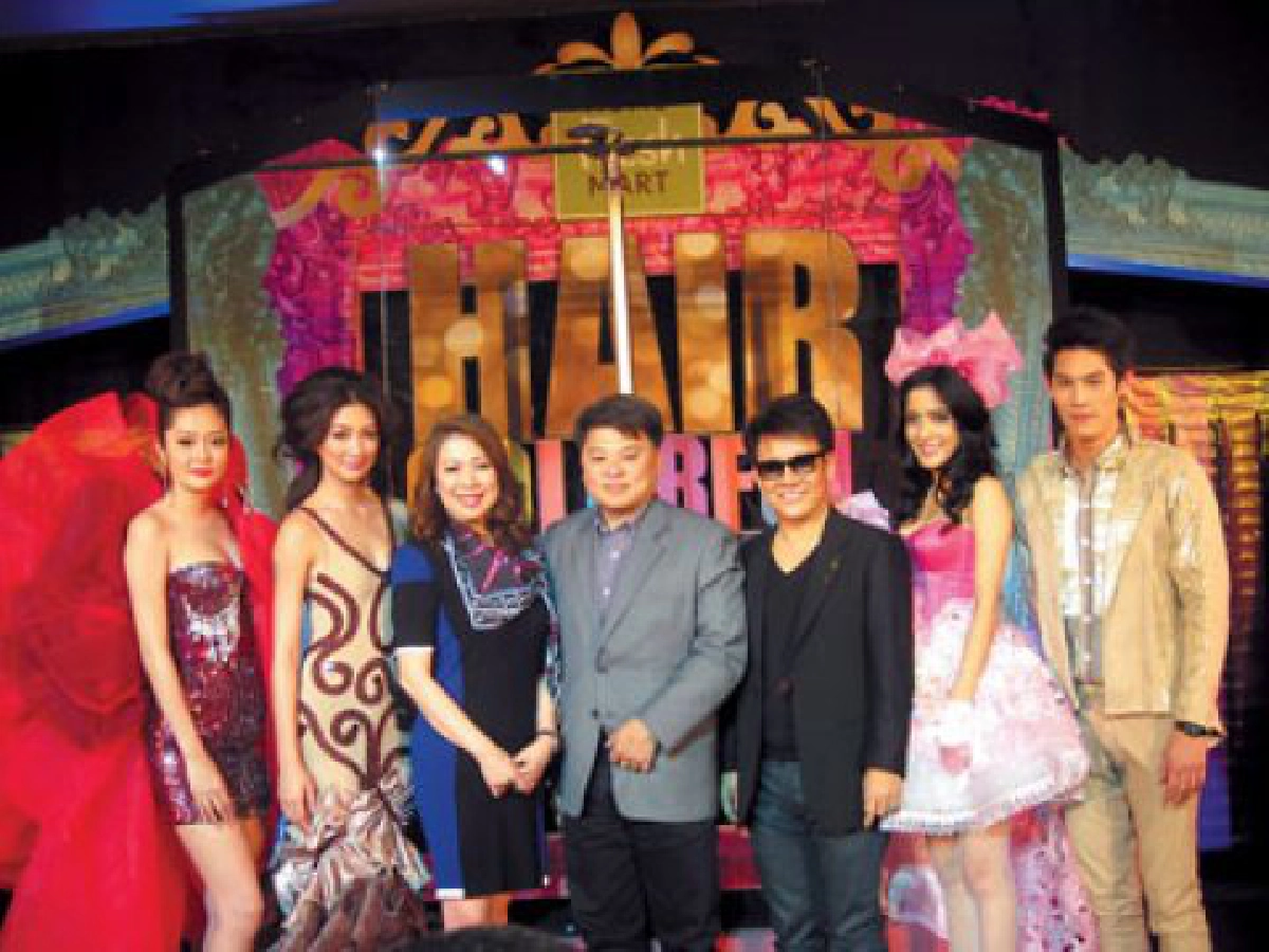 เสิร์ฟข่าว...เม้าท์แตก (อังคารที่ 15 มีนาคม 2554)
เสิร์ฟข่าว...เม้าท์แตก (อังคารที่ 15 มีนาคม 2554)