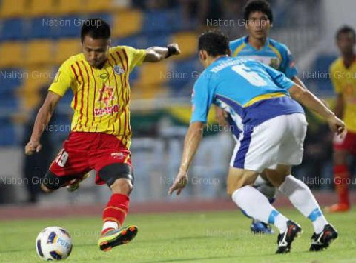 กิเลนดับท่าเรือชลบุรีถล่ม 6-0อาร์มี่แค่เจ๊าบีจีลูกหนังไทยลีก กิเลนดับท่าเรือชลบุรีถล่ม 6-0อาร์มี่แค่เจ๊าบีจีลูกหนังไทยลีก