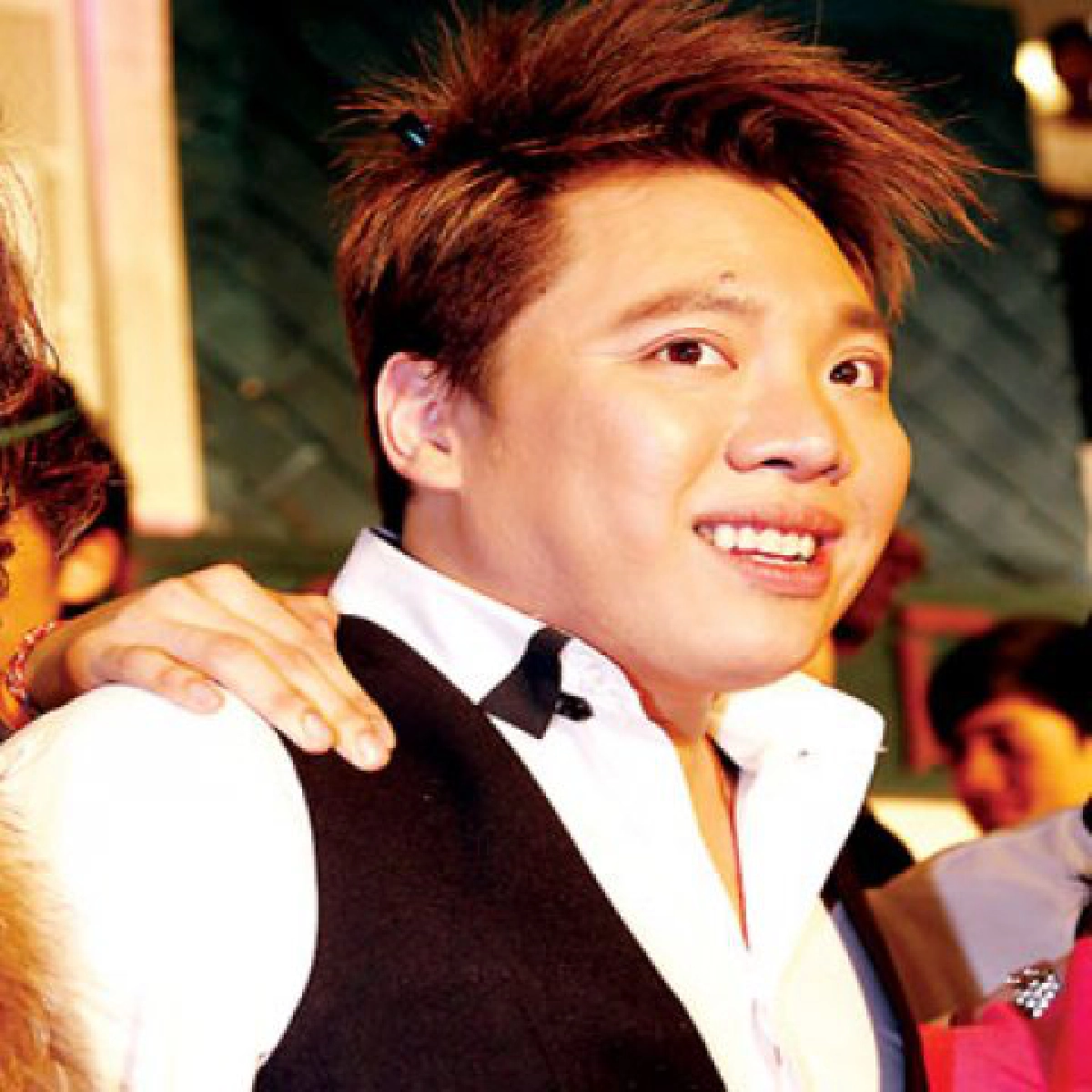 "มดดำ"ปัดเกาเหลา"ดีเจดัง"ไม่อดตายหากไม่ทำงานกับ "กฤษณ์" "มดดำ"ปัดเกาเหลา"ดีเจดัง"ไม่อดตายหากไม่ทำงานกับ "กฤษณ์"