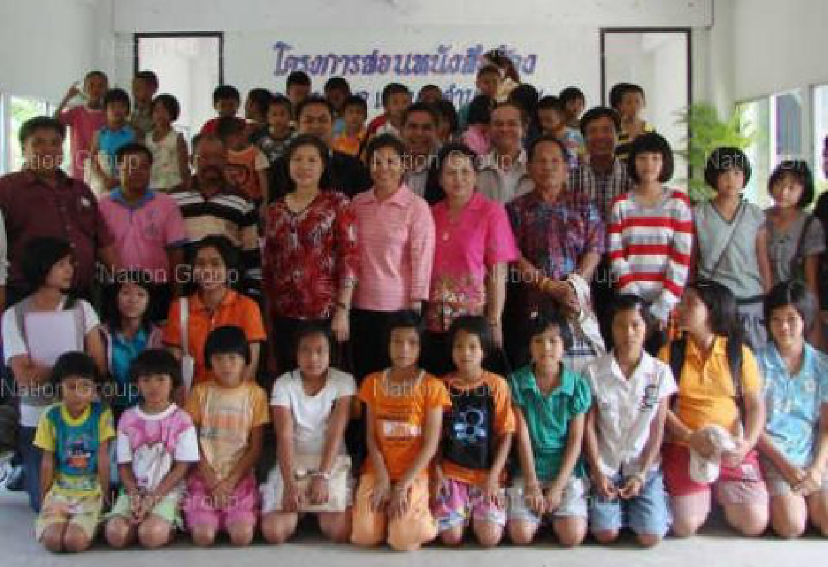 "ยุทธชัย ลาคำ"นายกพระลับ
เด็กในชุมชนมีโอกาสเท่าคนเมือง
"ยุทธชัย ลาคำ"นายกพระลับ
เด็กในชุมชนมีโอกาสเท่าคนเมือง