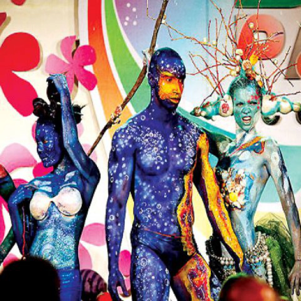 มหัศจรรย์สีสันบนเรือนร่าง มหัศจรรย์สีสันบนเรือนร่าง
