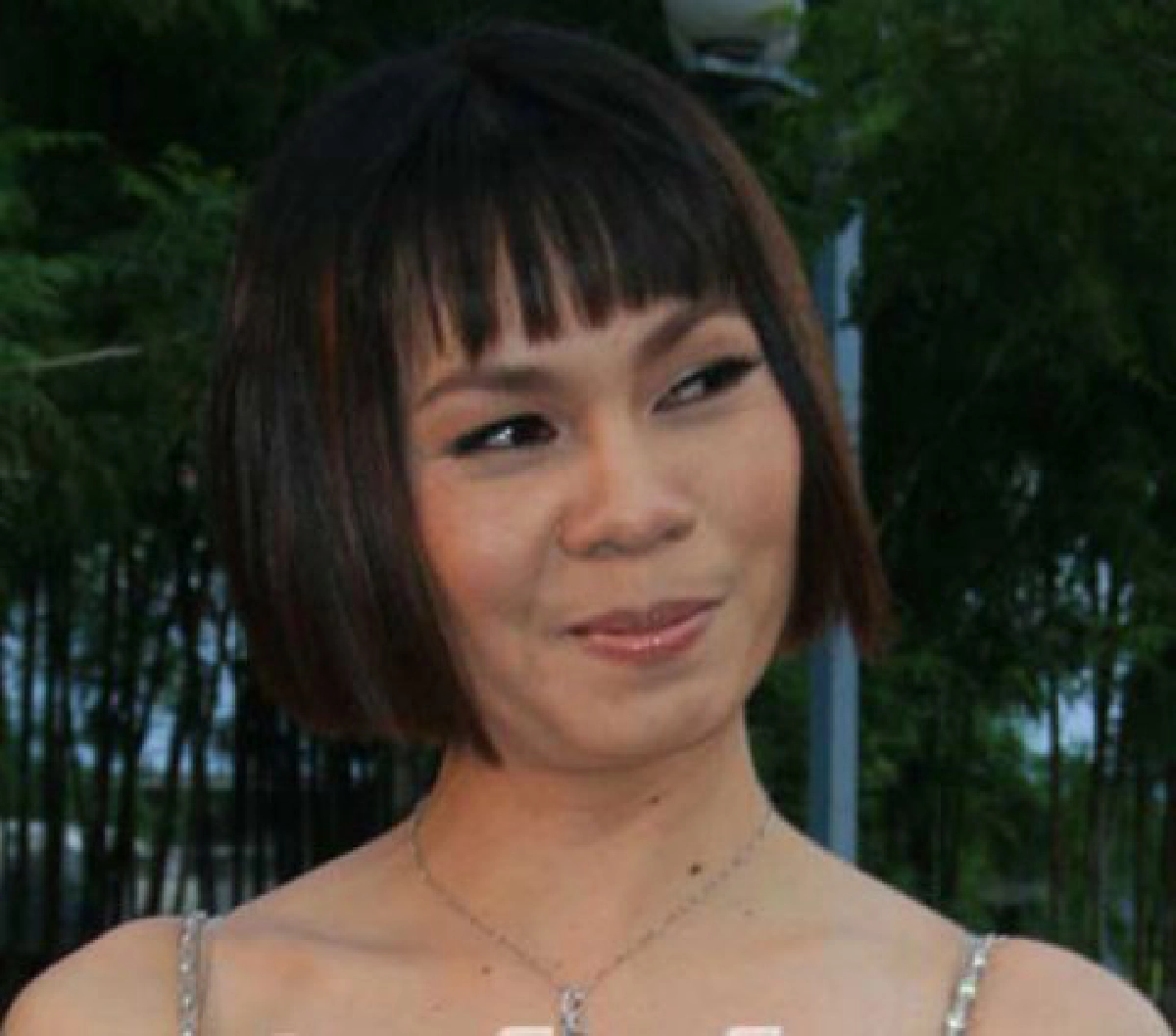 แซดทะลุทุ่ง (ศุกร์ที่ 8 เมษายน 2554) แซดทะลุทุ่ง (ศุกร์ที่ 8 เมษายน 2554)