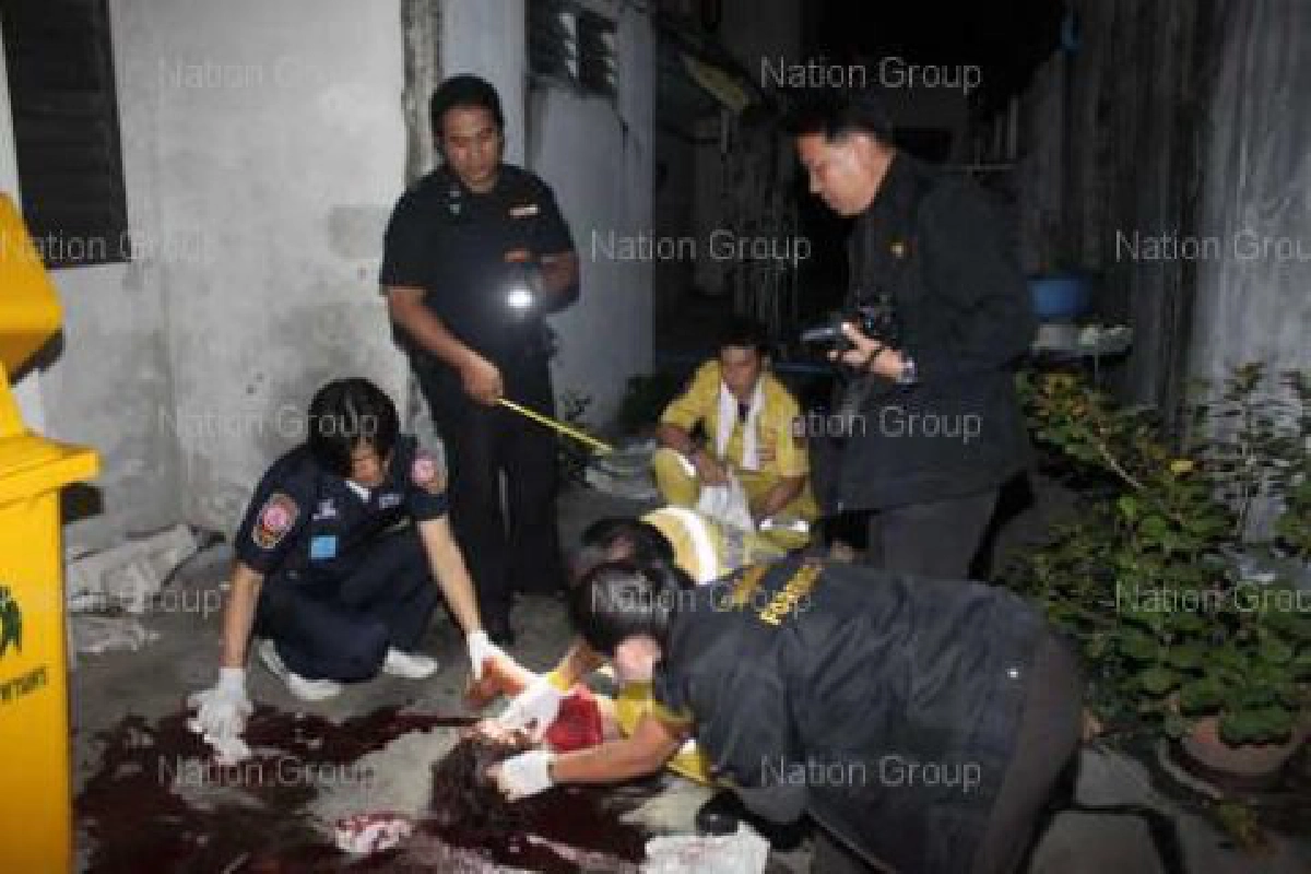 อดีตนักวอลเล่ย์สาวทีมชาติโดดตึกดับ 