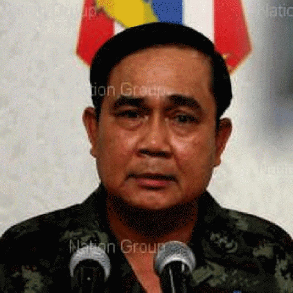 ประยุทธ์สั่งกอ.รมน.ฟันคนหมิ่นสถาบัน