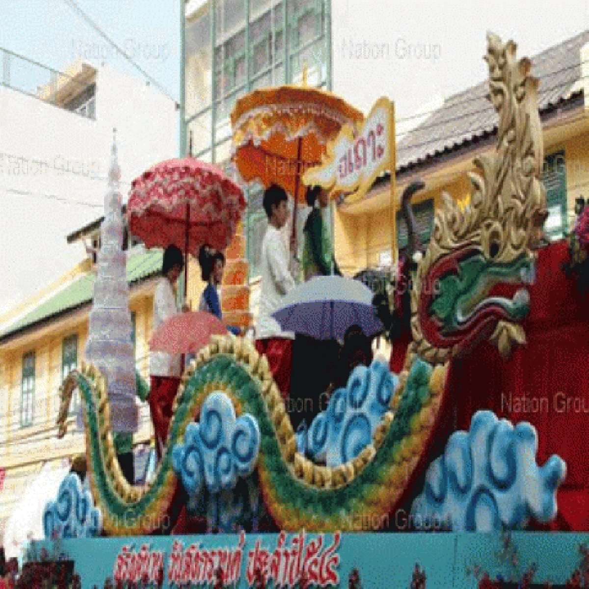 สงกรานต์ไม่ใช่แค่การสาดน้ำ สงกรานต์ไม่ใช่แค่การสาดน้ำ