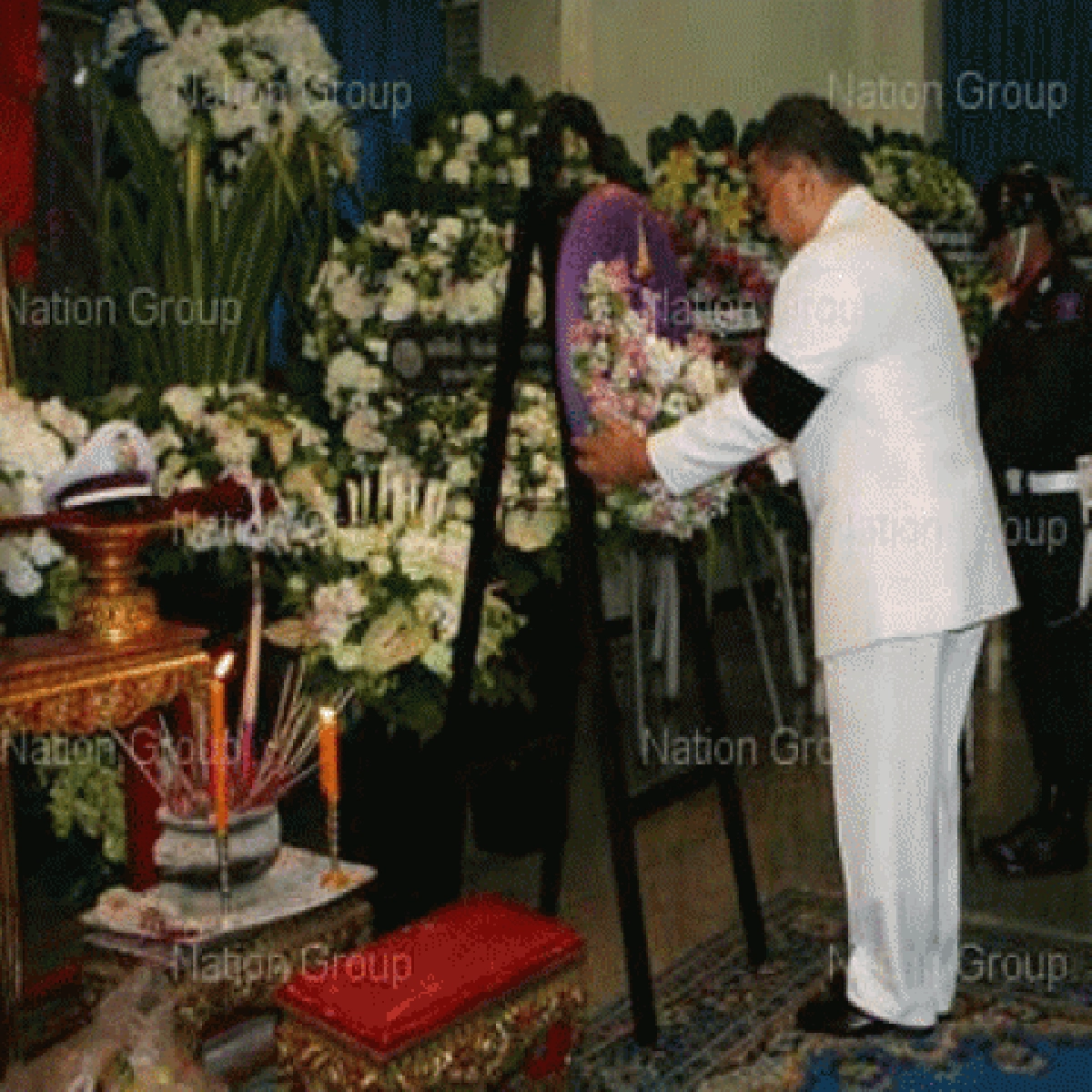 พระราชทานพวงมาลาศพด.ต.เหยื่อคลั่ง พระราชทานพวงมาลาศพด.ต.เหยื่อคลั่ง