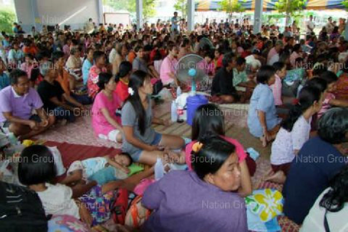 พระบรมฯทรงเมตตาเหยื่อปะทะชายแดน พระบรมฯทรงเมตตาเหยื่อปะทะชายแดน