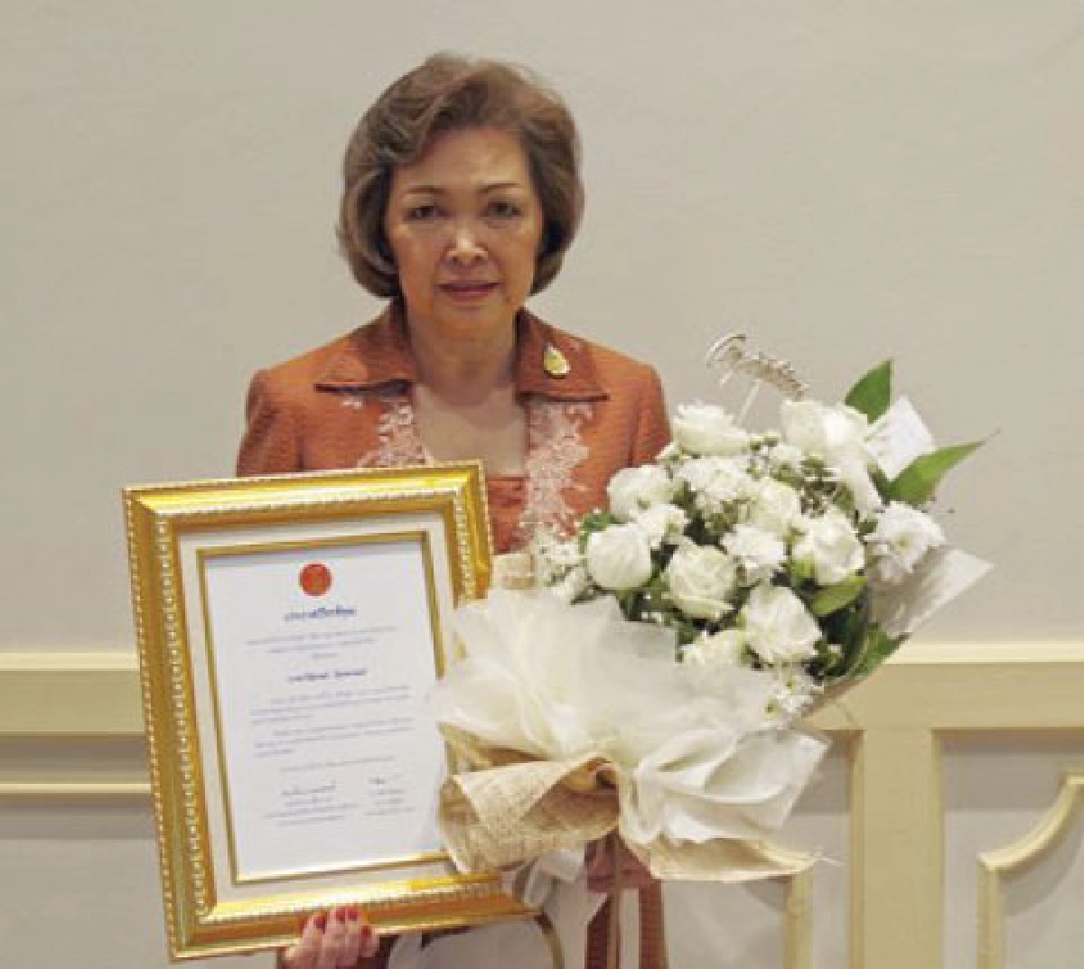 นารีลักษณ์ วิมุกตานนท์
ผู้บุกเบิกเส้นทาง..."ทัวร์แสวงบุญพุทธภูมิ"
นารีลักษณ์ วิมุกตานนท์
ผู้บุกเบิกเส้นทาง..."ทัวร์แสวงบุญพุทธภูมิ"