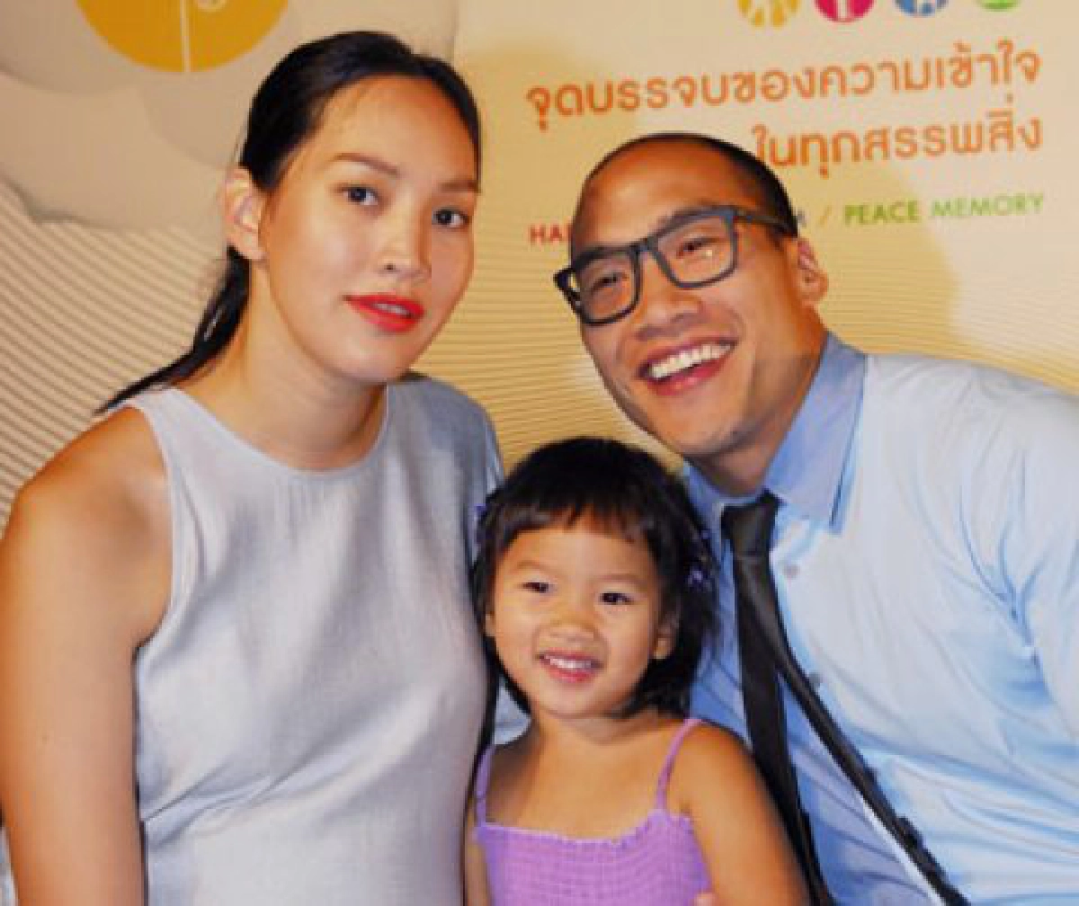 บ๊วย เตรียมทำหมัน
หลังมีลูกคนที่สอง
บ๊วย เตรียมทำหมัน
หลังมีลูกคนที่สอง