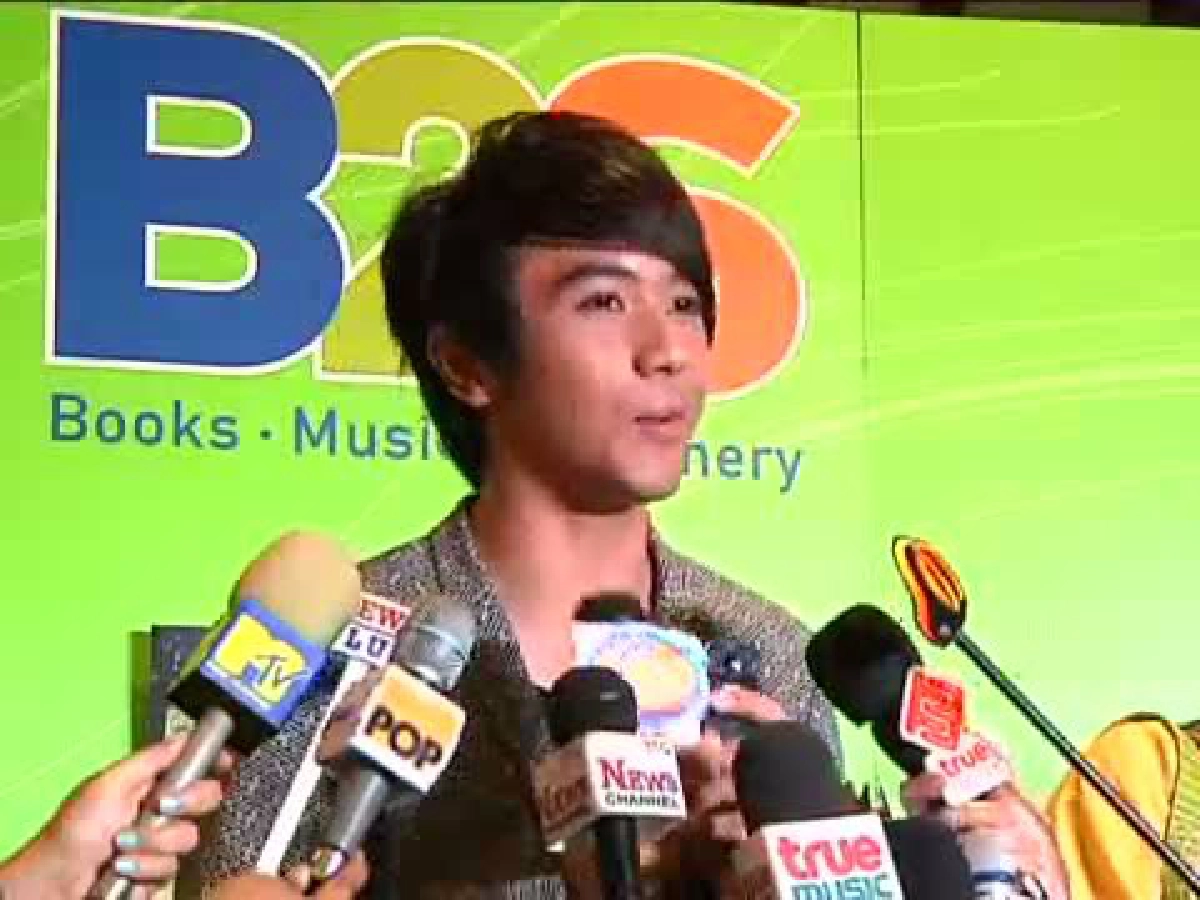 นัททิวแถลงข่าวเปิดอัลบั้มเดี่ยวครั้งแรก