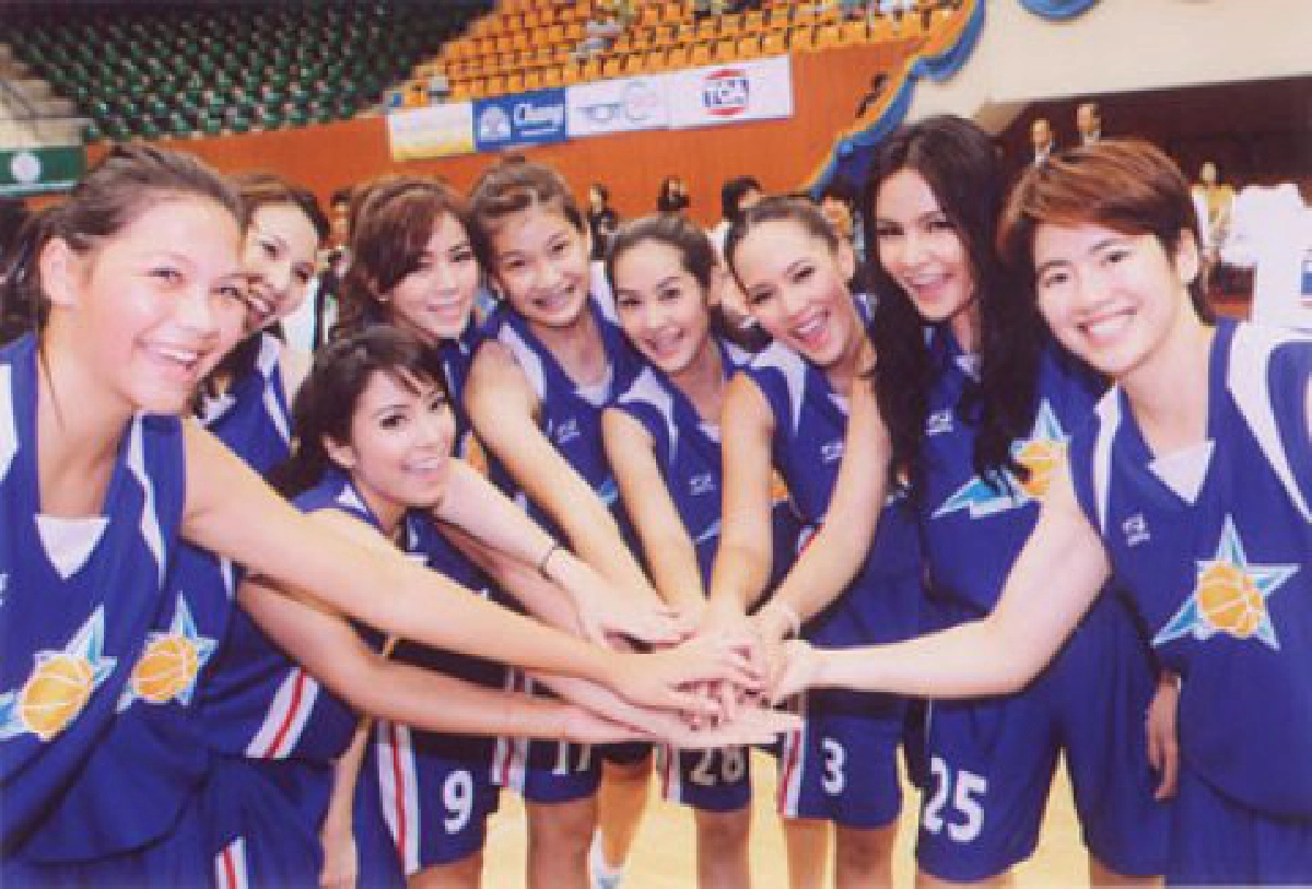 เสิร์ฟข่าวเม้าท์แตก (ศุกร์ที่ 13 พฤษภาคม 2554)
เสิร์ฟข่าวเม้าท์แตก (ศุกร์ที่ 13 พฤษภาคม 2554)