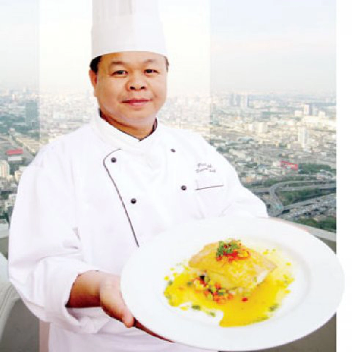 กริลล์ให้ได้ที่สุกพอดีกำลังกิน กริลล์ให้ได้ที่สุกพอดีกำลังกิน
