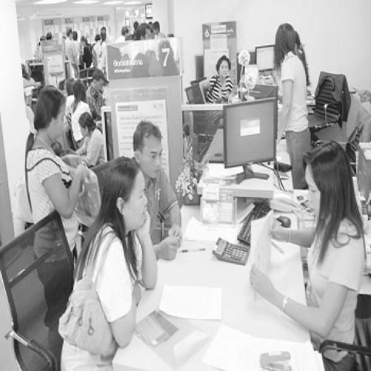 2ปีครึ่งกับบทบาทขุนคลังหวังสานต่อนโยบายดูแลรากหญ้า 2ปีครึ่งกับบทบาทขุนคลังหวังสานต่อนโยบายดูแลรากหญ้า