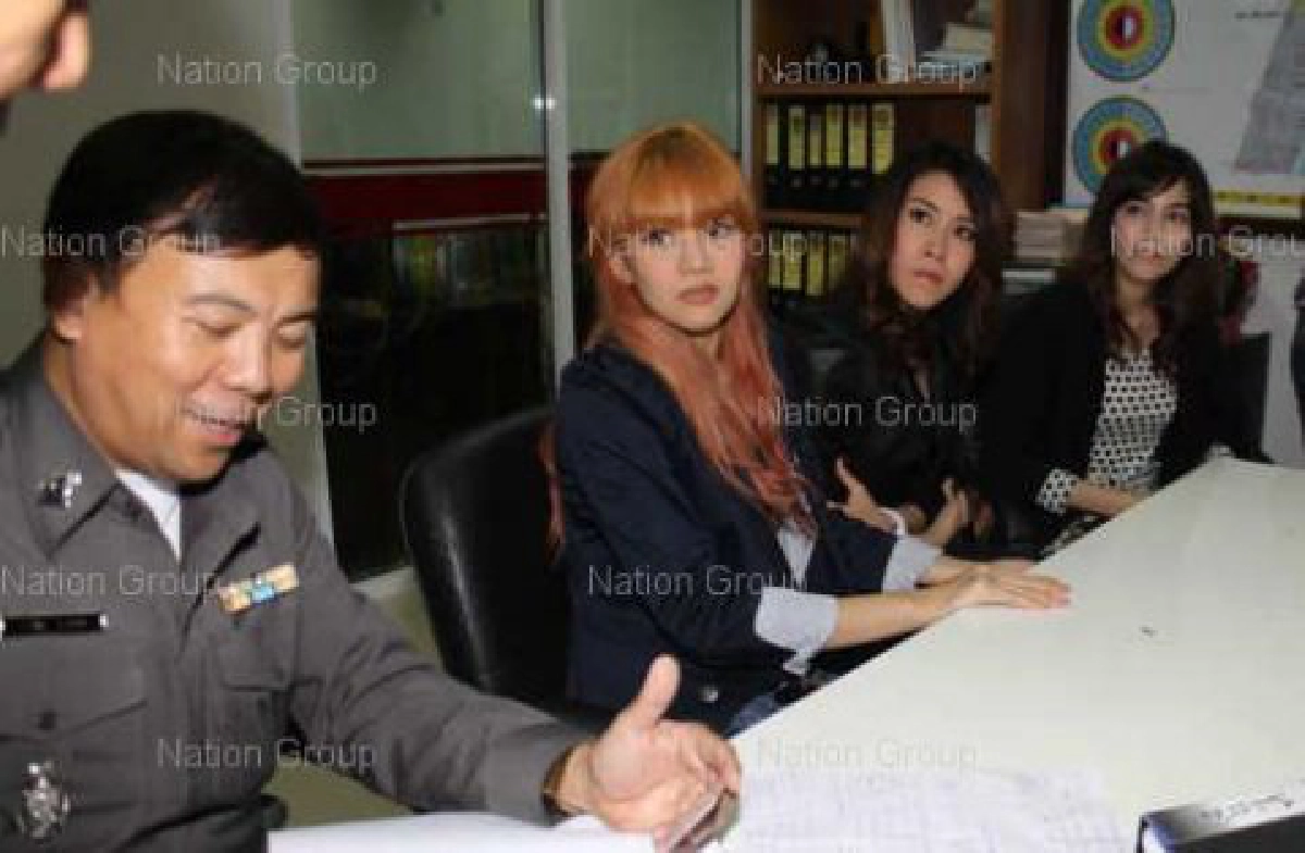 แจ้งตร.พีอาร์หลอกดาราดังซื้อไอโฟน4