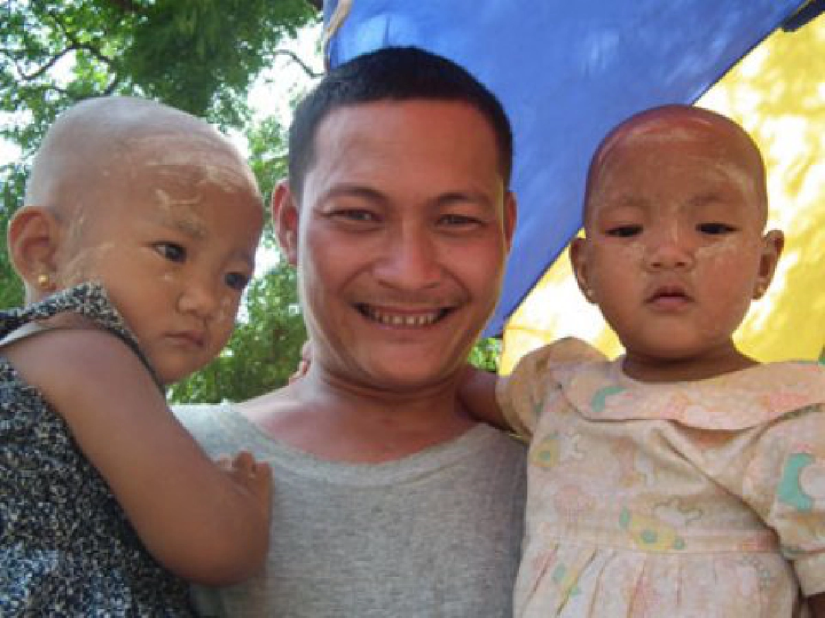 ศิลป์แห่งแผ่นดิน - ทุ่งทะเลเจดีย์พุกาม
ศิลป์แห่งแผ่นดิน - ทุ่งทะเลเจดีย์พุกาม
