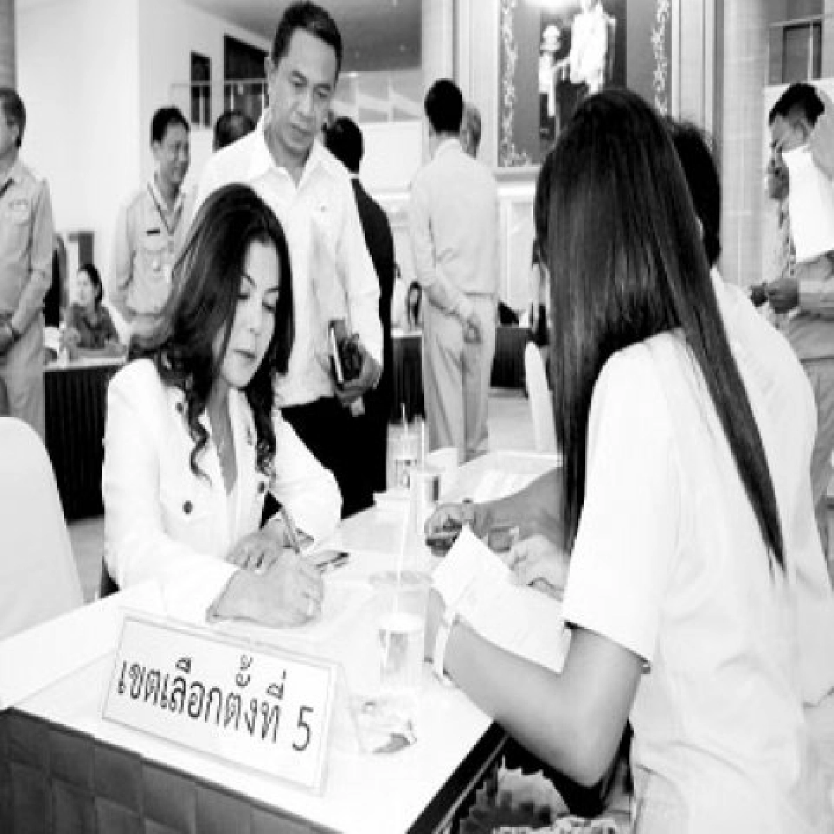 ตร.ภาค8ล้างบางแก๊งยาเสพติดหวั่นสบช่อง"เลือกตั้ง"ปล่อยยา ตร.ภาค8ล้างบางแก๊งยาเสพติดหวั่นสบช่อง"เลือกตั้ง"ปล่อยยา