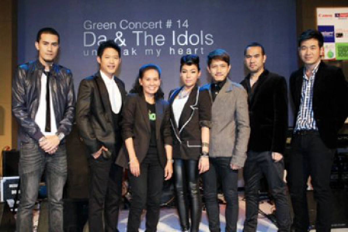 ดา พลิกตำนาน กรีนคอนเสิร์ต
ยกพล ดิ ไอดอล มอบหัวใจ
ดา พลิกตำนาน กรีนคอนเสิร์ต
ยกพล ดิ ไอดอล มอบหัวใจ