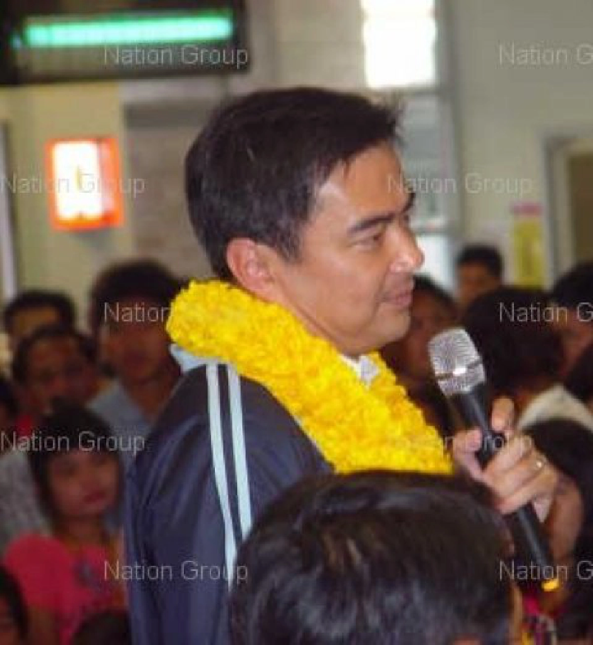 นายกฯอภิสิทธิ์ลั่นรอผลตัดสินศาลโลก นายกฯอภิสิทธิ์ลั่นรอผลตัดสินศาลโลก