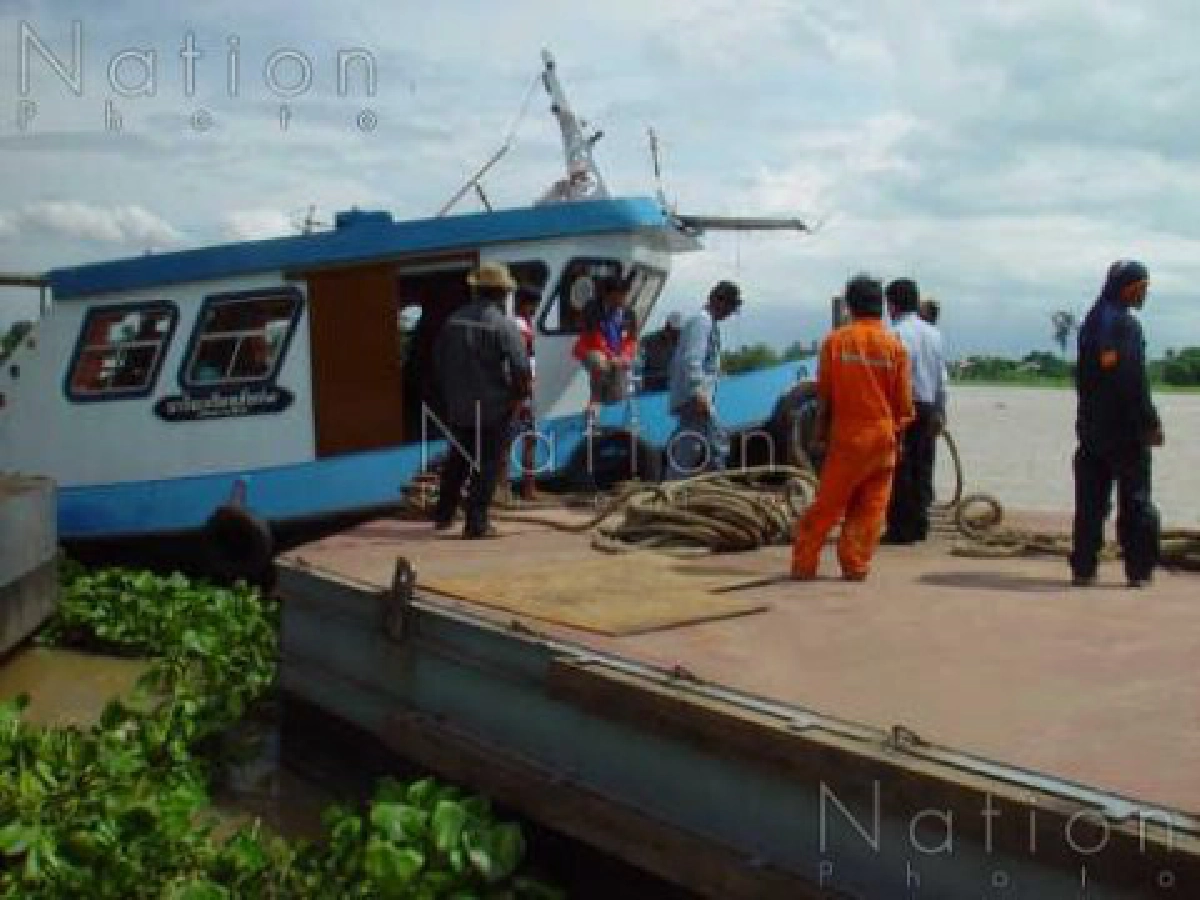 คาดกู้เรือล่มกรุงเก่าสำเร็จพรุ่งนี้ คาดกู้เรือล่มกรุงเก่าสำเร็จพรุ่งนี้