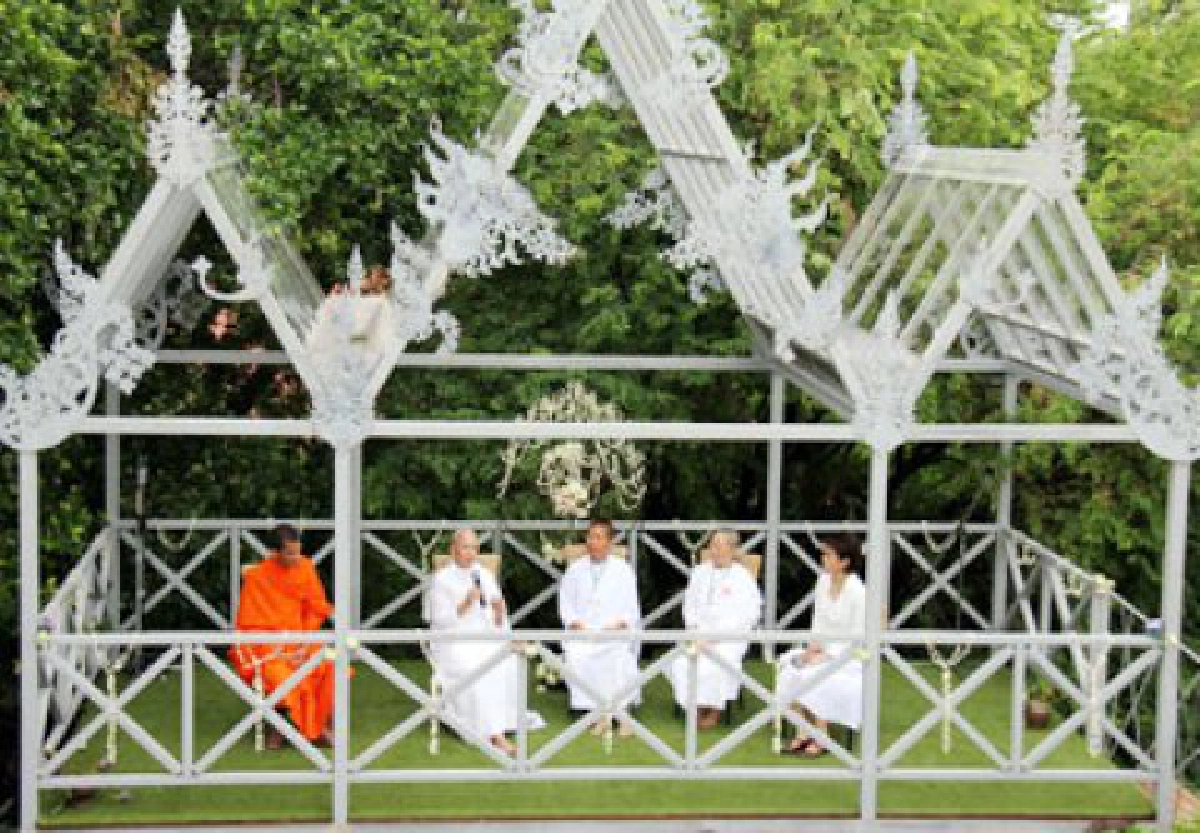 มองนอกดูใน - พุทธสาวิกากับการสงเคราะห์โลก
มองนอกดูใน - พุทธสาวิกากับการสงเคราะห์โลก