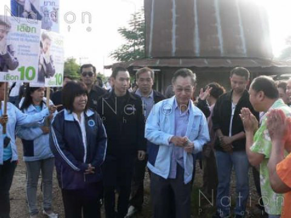 'ชวน'ปูด2อดีตนายกฯวิ่งล็อบบี้ยุบปชป. 