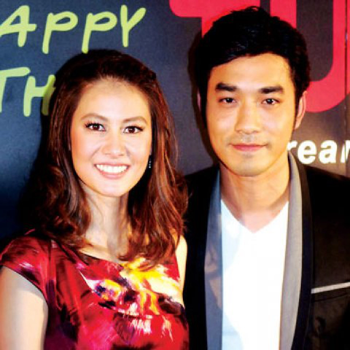 เอ๊ะลั่นยังแต่งเจมส์รับสวีทน้อยลงแต่เข้าใจมากขึ้น เอ๊ะลั่นยังแต่งเจมส์รับสวีทน้อยลงแต่เข้าใจมากขึ้น