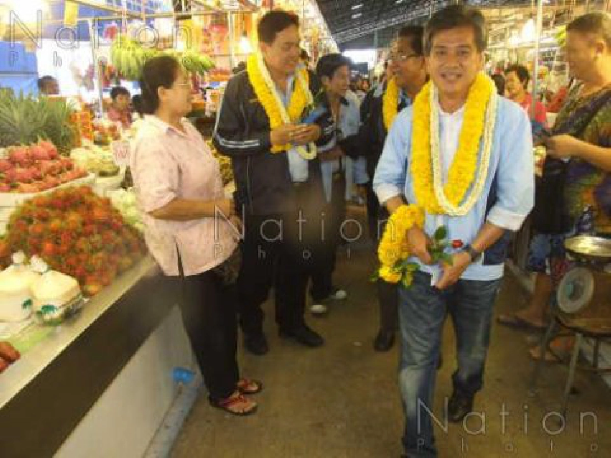 ปชป.ดิ้นปรับแผนกู้กระแสเมืองกรุง ปชป.ดิ้นปรับแผนกู้กระแสเมืองกรุง