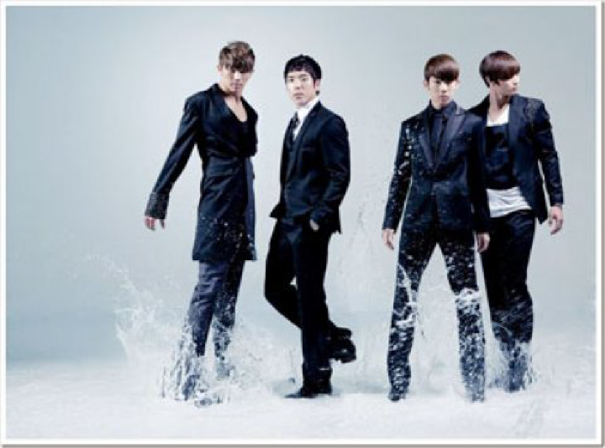 ถึงเวลาของหนุ่มๆ
ตีสอง....2AM
ถึงเวลาของหนุ่มๆ
ตีสอง....2AM