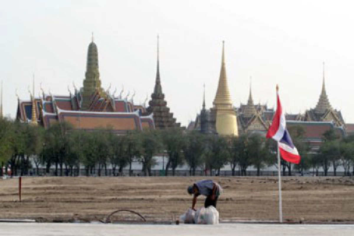 กทม.แจ้งเลื่อนเปิดสนามหลวง 1 เดือน
กทม.แจ้งเลื่อนเปิดสนามหลวง 1 เดือน