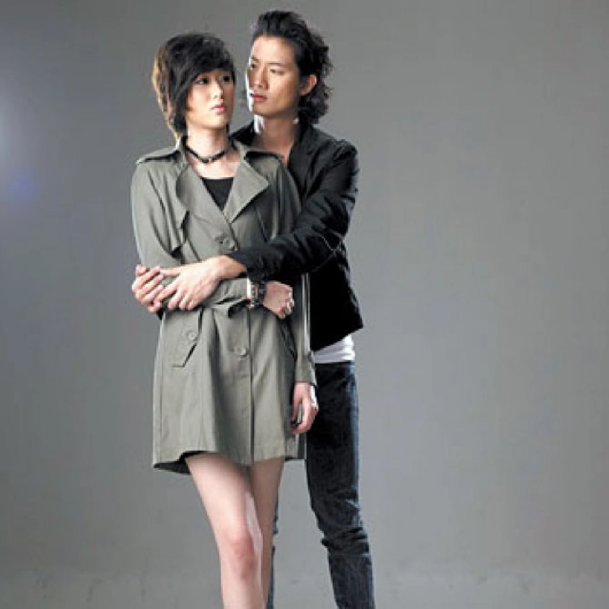 เสิร์ฟข่าวเม้าท์แตก (พฤหัสบดีที่ 30 มิถุนายน 2554)
เสิร์ฟข่าวเม้าท์แตก (พฤหัสบดีที่ 30 มิถุนายน 2554)
