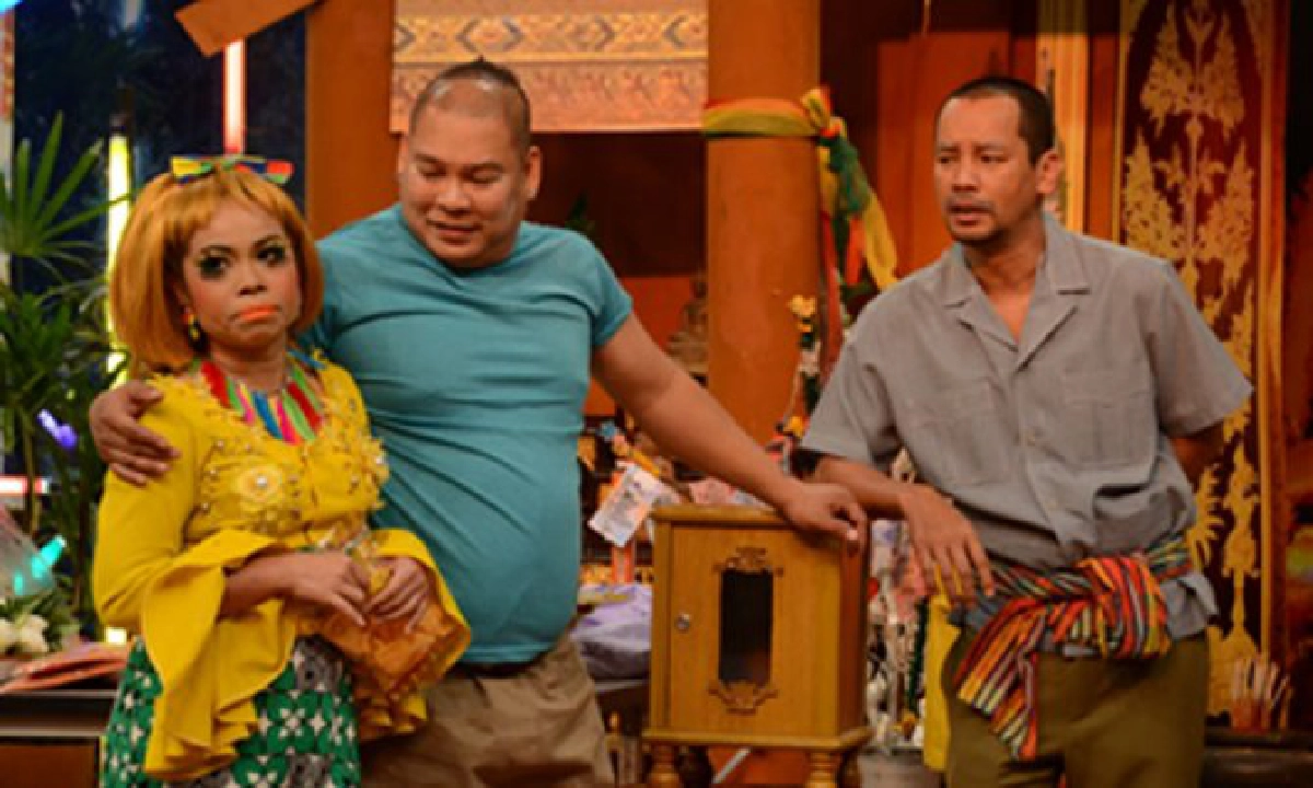 ไฮไลท์ทีวี (อังคารที่ 5 กรกฎาคม 2554)
ไฮไลท์ทีวี (อังคารที่ 5 กรกฎาคม 2554)