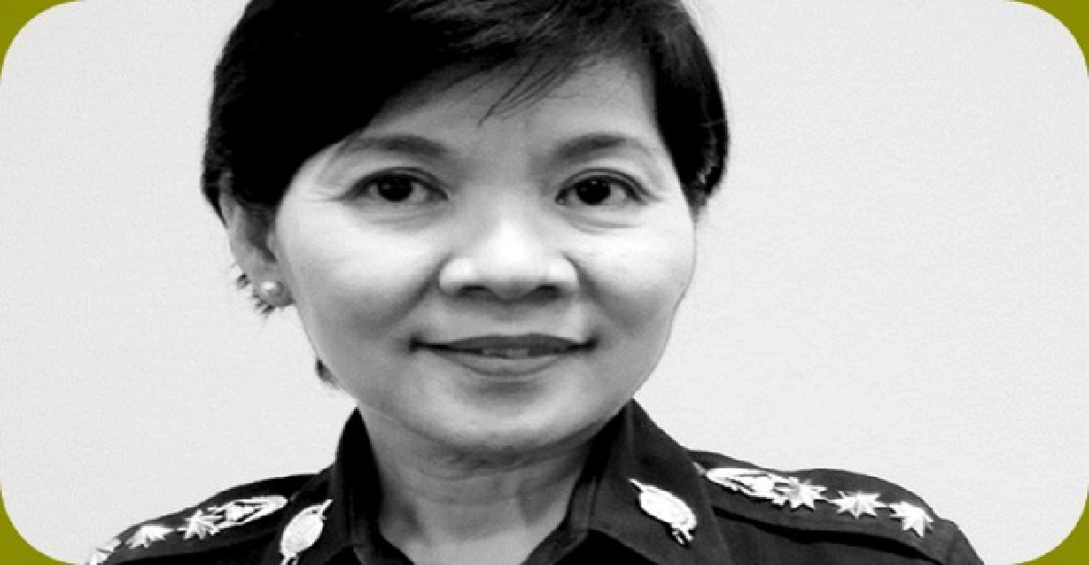 ขอดเกล็ดดาวเงิน : "ผลัดใบ" ขอดเกล็ดดาวเงิน : "ผลัดใบ"