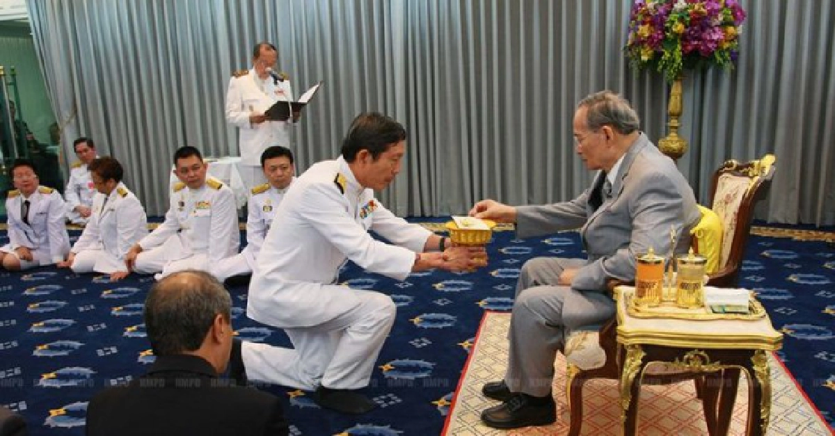 'ในหลวง'ทรงห่วงน้ำท่วม-ดินถล่ม