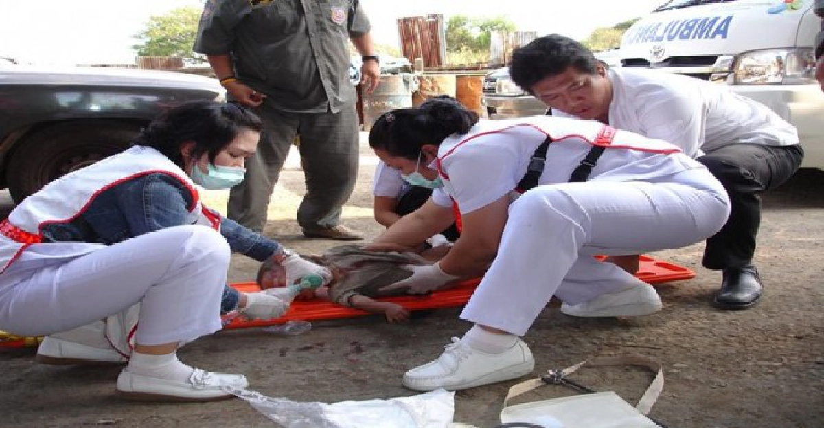 บัสโรงเรียนถอยทับเด็ก2ขวบดับคาถนน
