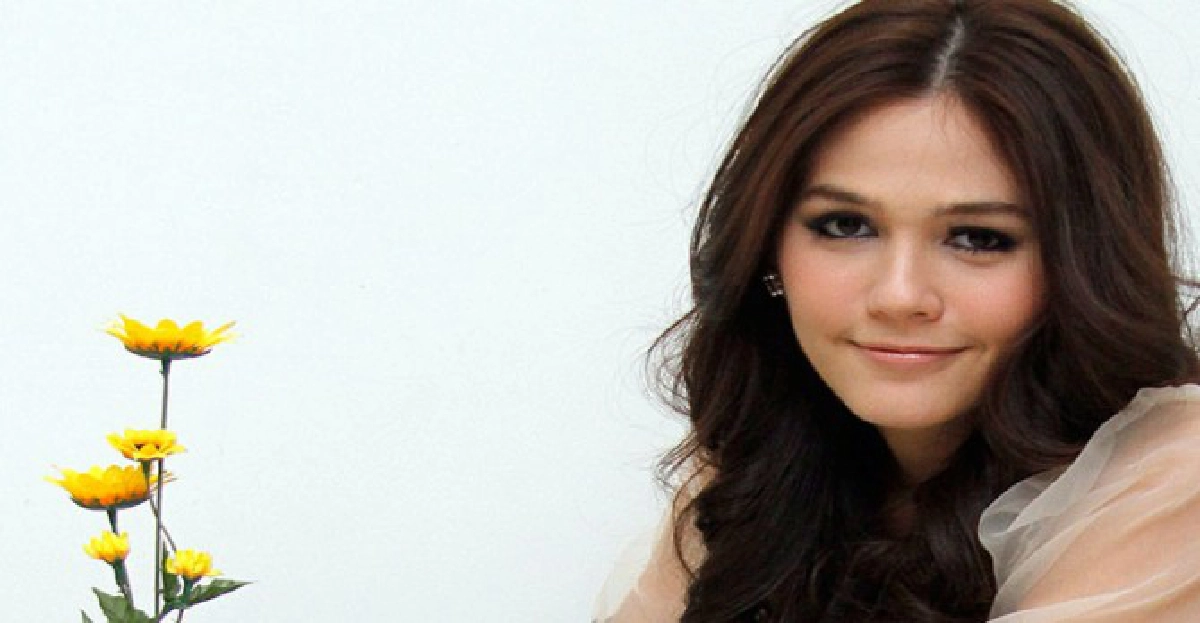 'ชมพู่' ไม่แคร์ 'ออย' แฉ 'น็อต' เคยคบยันเชื่อใจ

