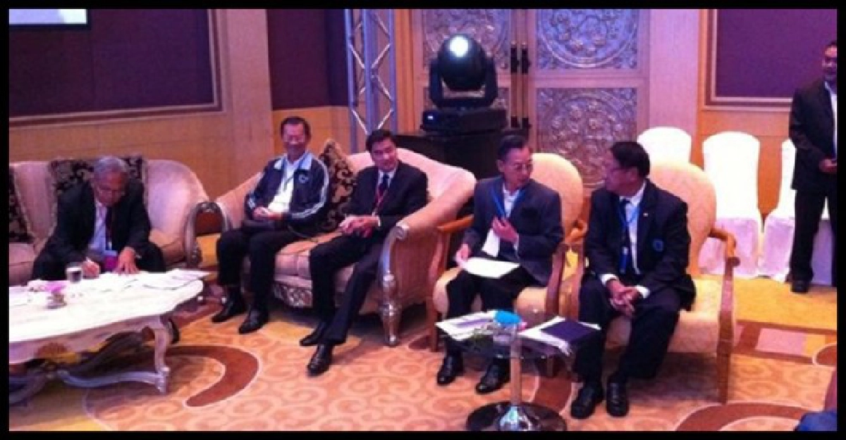 ฉลุย'อภิสิทธิ์-เฉลิมชัย'หน.-เลขาฯปชป. ฉลุย'อภิสิทธิ์-เฉลิมชัย'หน.-เลขาฯปชป.