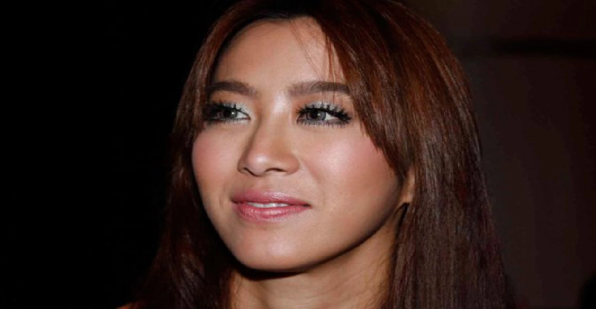 'จ๋า'เปรยภาพหลุดหนุ่มตี๋แค่เพื่อน 'จ๋า'เปรยภาพหลุดหนุ่มตี๋แค่เพื่อน