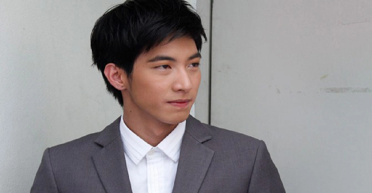 คนอื่นเขินอาจจะหน้าแดงแต่'ตูน บอดี้สแลม'เขินทำหน้านิ่ง คนอื่นเขินอาจจะหน้าแดงแต่'ตูน บอดี้สแลม'เขินทำหน้านิ่ง