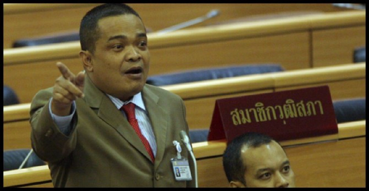 'จตุพร'ปูดกลุ่มล้มรบ.ป่วน5ธ.ค.
'จตุพร'ปูดกลุ่มล้มรบ.ป่วน5ธ.ค.