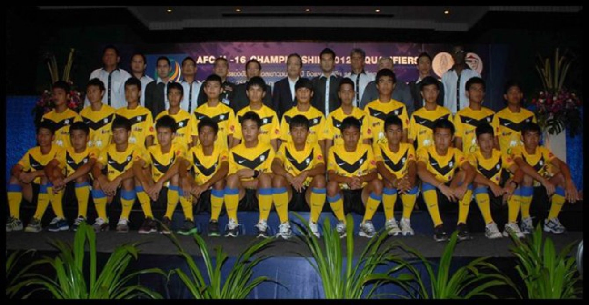 แข้ง16ปีชิงแชมป์เอเชียผจก.ทีมลั่นตีตั๋วรอบสุดท้าย! แข้ง16ปีชิงแชมป์เอเชียผจก.ทีมลั่นตีตั๋วรอบสุดท้าย!
