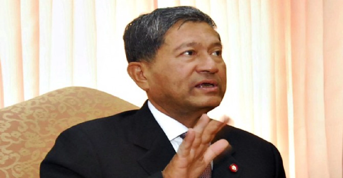 'เฉลิม'ซัดคนปล่อยข่าวนิรโทษกรรม'ทักษิณ' 'เฉลิม'ซัดคนปล่อยข่าวนิรโทษกรรม'ทักษิณ'