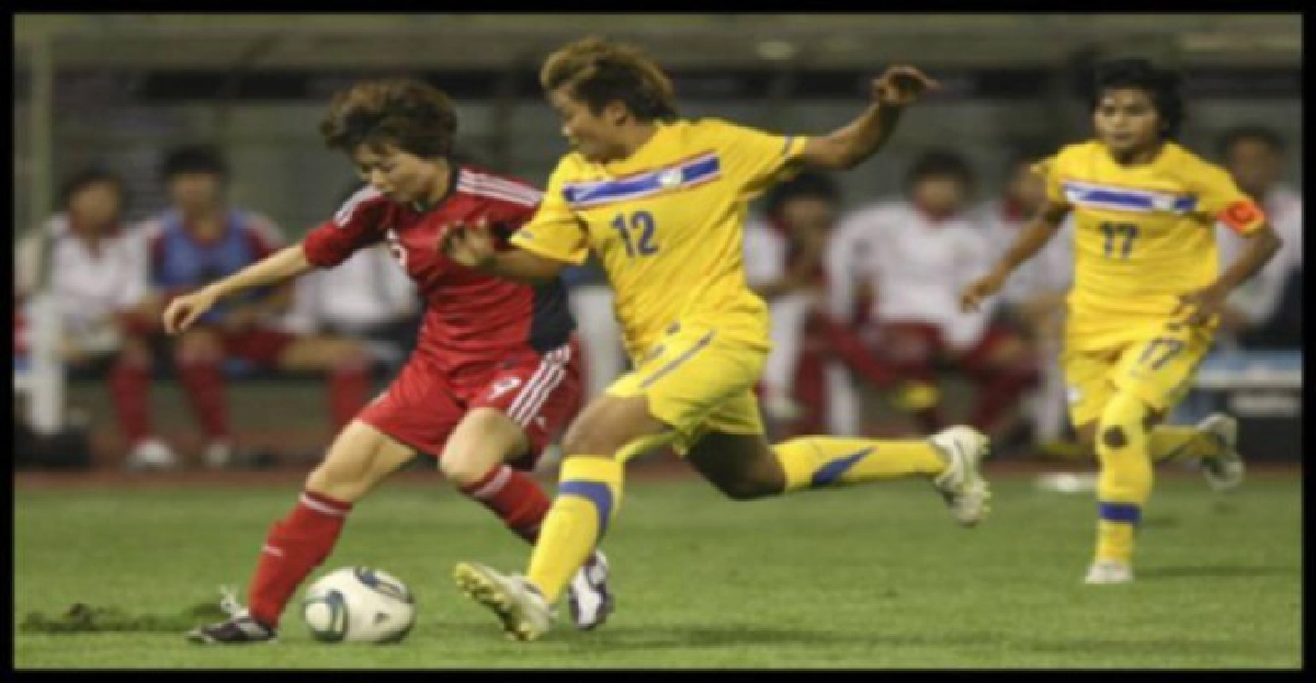 แข้งสาวไทยพร้อมดวลสาวโสมขาว แข้งสาวไทยพร้อมดวลสาวโสมขาว