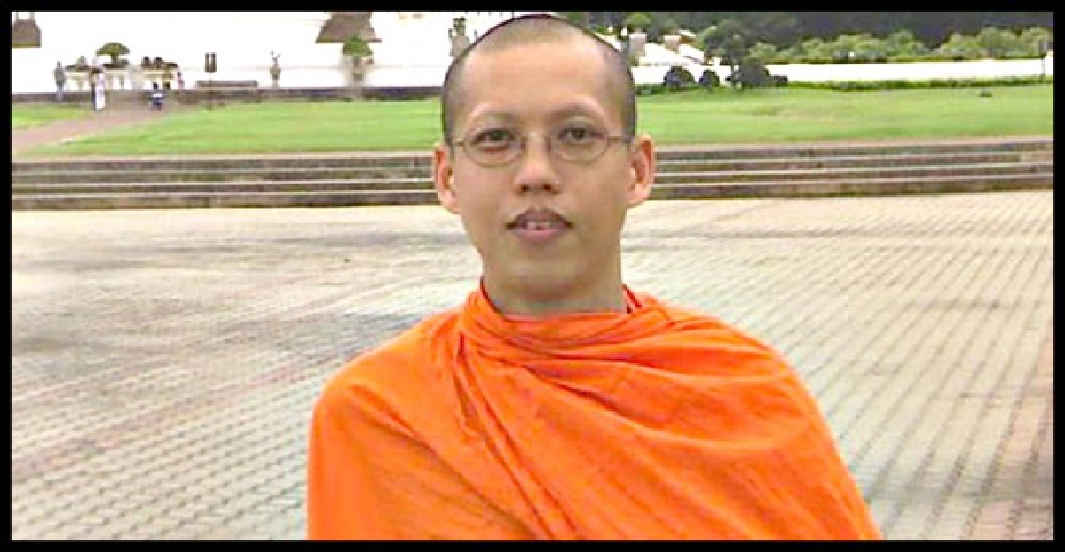 พระเผยพบใช้เงินแลกเปลี่ยนศาสนา
