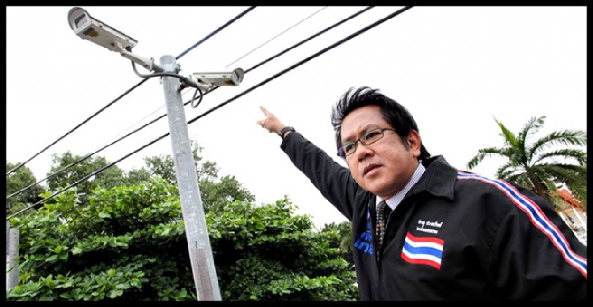 'พท.'โชว์เฮาท์ซิ่งชี้กล่องครอบกล้อง