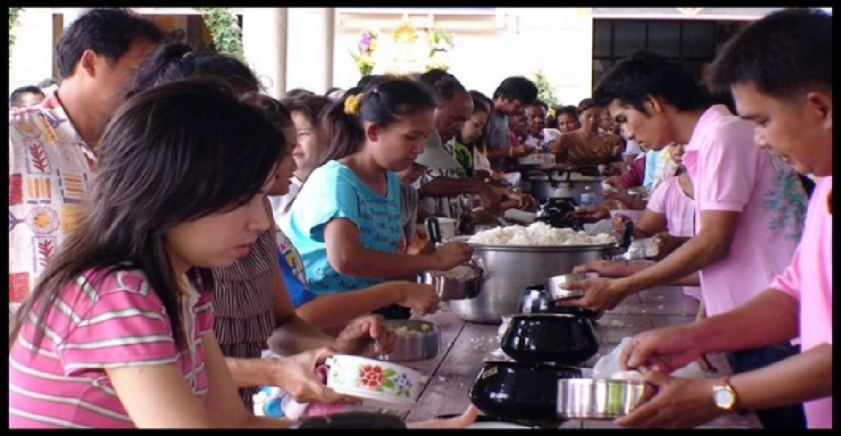 คนไทยในมาเลย์ทำบุญวันสารทคึกคัก