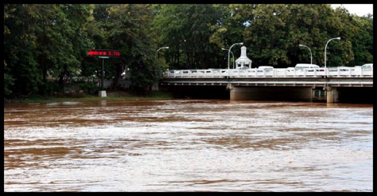 ทะลักท่วมเมืองเชียงใหม่หลายจุด